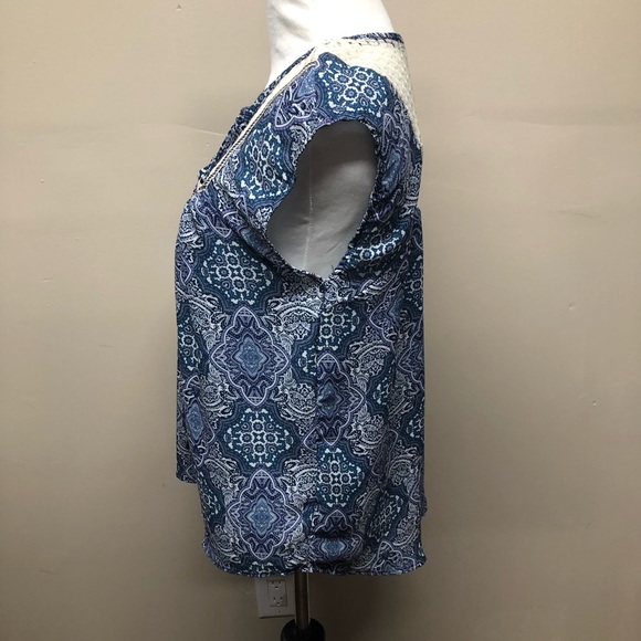 Rewind Boho Top with Tassels & Crochet Neckline - Picture 8 of 8